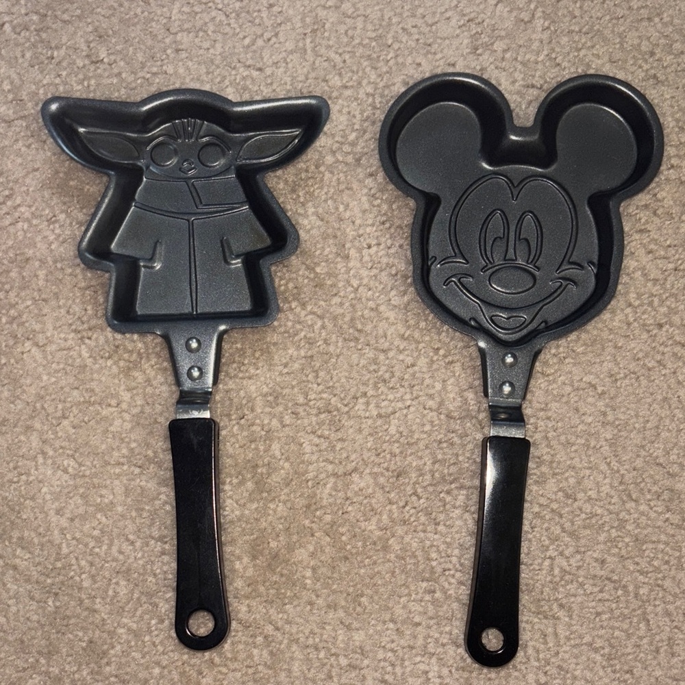 Character Shaped Pancake Pans